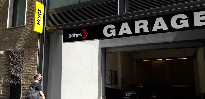 Hertz Car Rental - New York - East 12th Street Picture 2