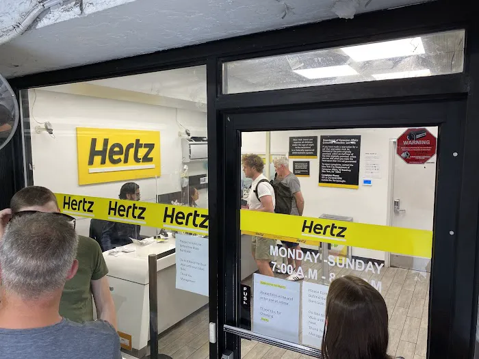 Hertz Car Rental - New York - West 34th Street Picture 5