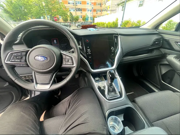 Avis Car Rental Picture 3