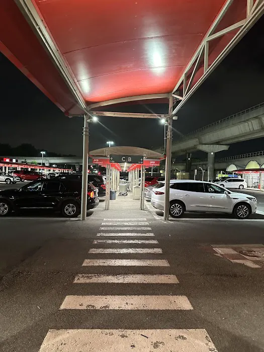 Avis Car Rental Picture 6