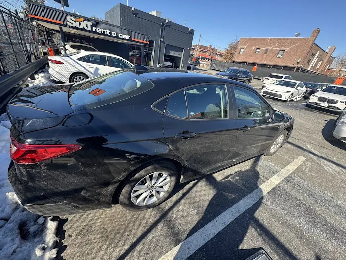 SIXT Rent a Car New York LGA Airport Picture 8