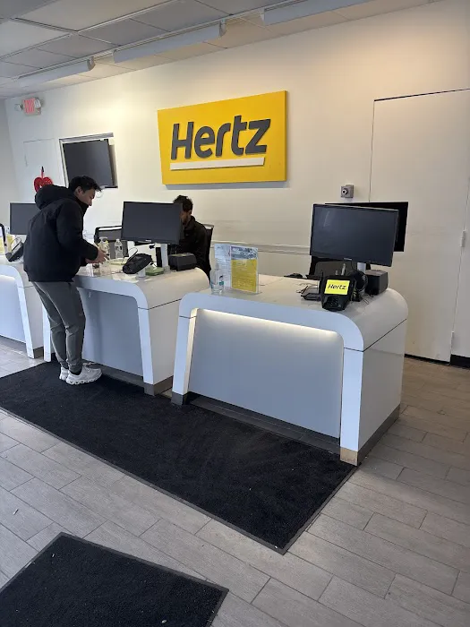 Hertz Car Rental - New Haven Amtrak Station - Union Avenue Picture 1