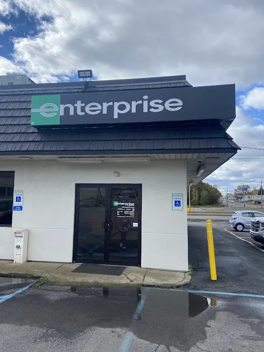 Enterprise Rent-A-Car Picture 5