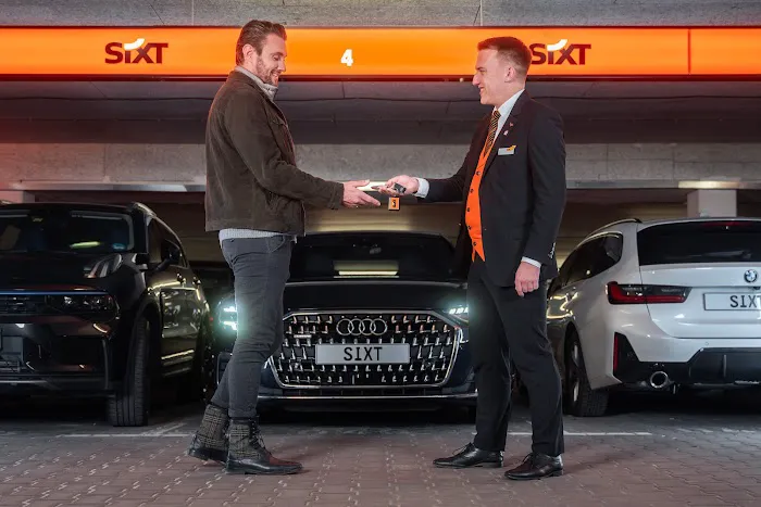 SIXT Rent A Car New York Williamsburg Picture 8