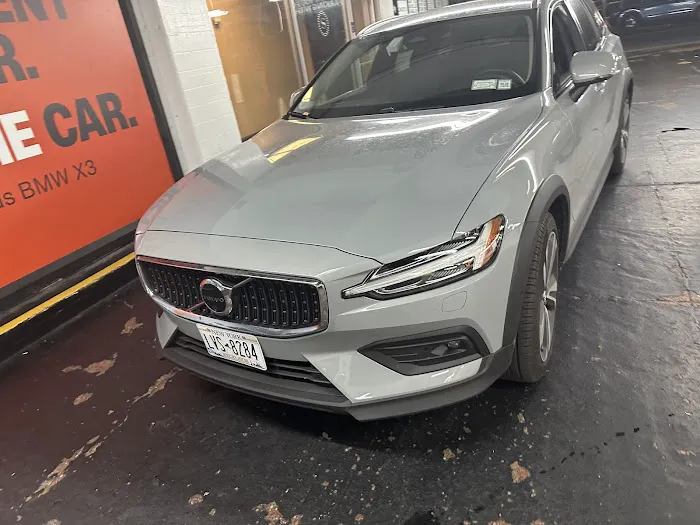 SIXT Rent A Car New York Williamsburg Picture 6
