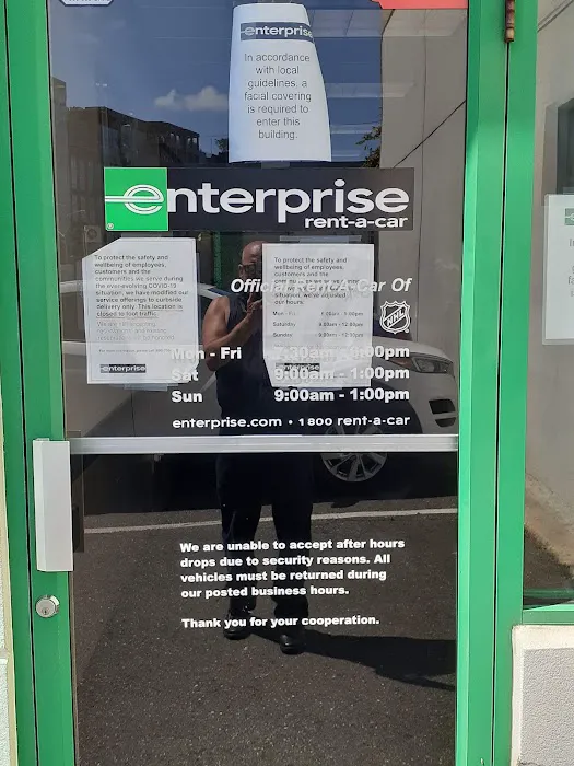 Enterprise Rent-A-Car Picture 10