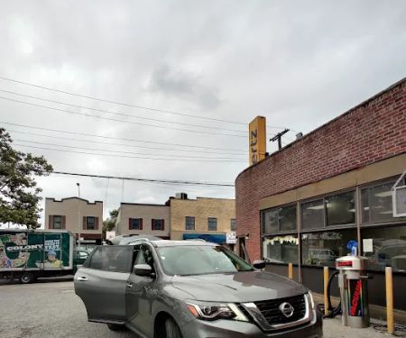 Hertz Car Rental - Middle Village - Metropolitan Avenue