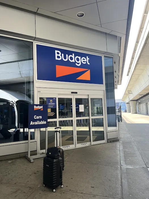 Budget Car Rental Picture 2