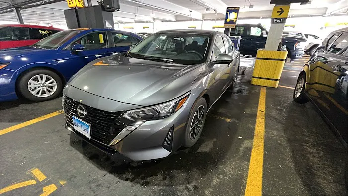 Hertz Car Rental - New York City - John F Kennedy International Airport (JFK) Picture 8
