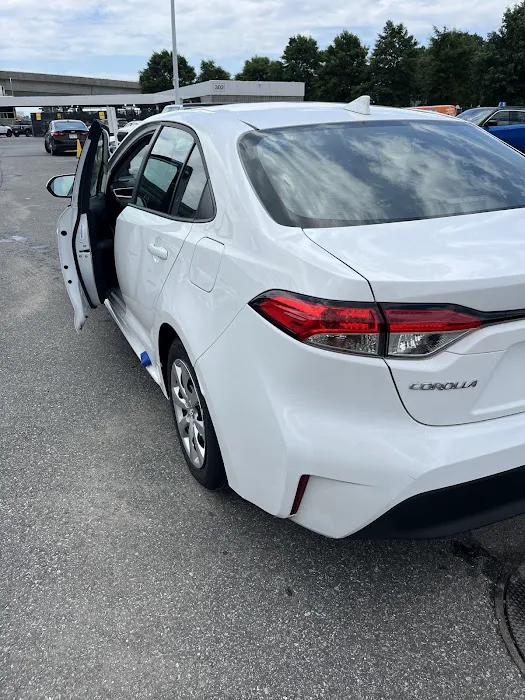 Dollar Car Rental - Jfk International Airport Picture 8
