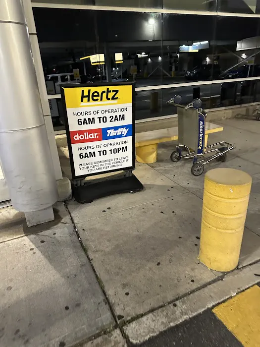 Hertz Car Rental Picture 1