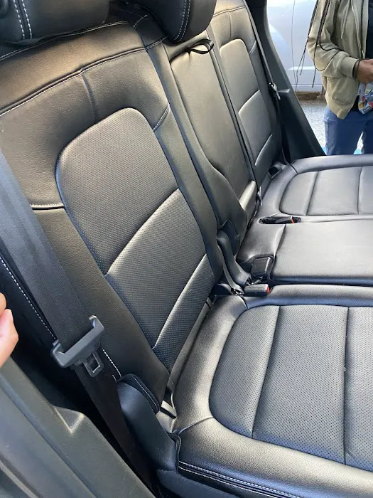 Enterprise Rent-A-Car Picture 8