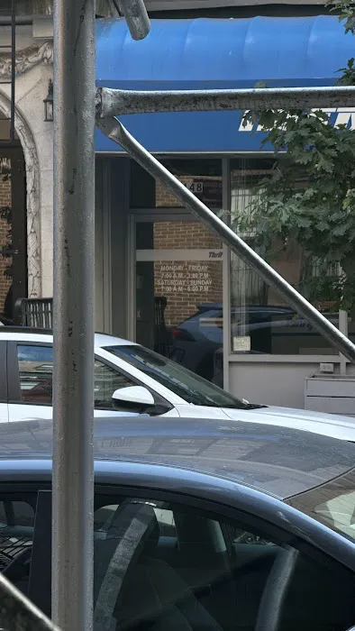 Thrifty Car Rental - Manhattan - West 83rd Street Ny Tle Picture 1
