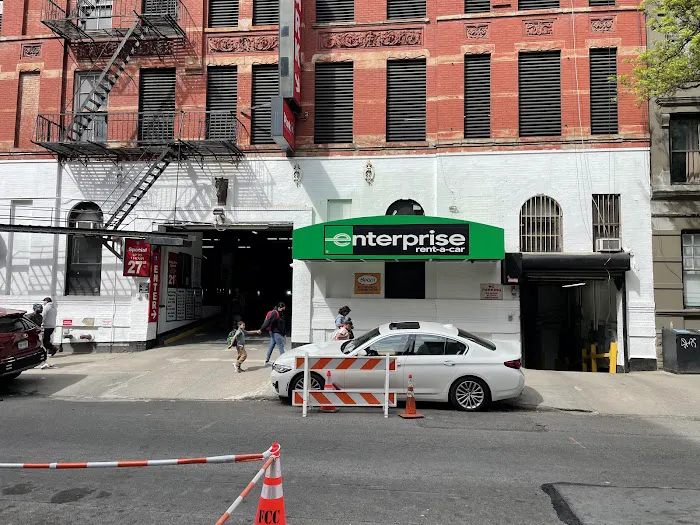 Enterprise Rent-A-Car Picture 4