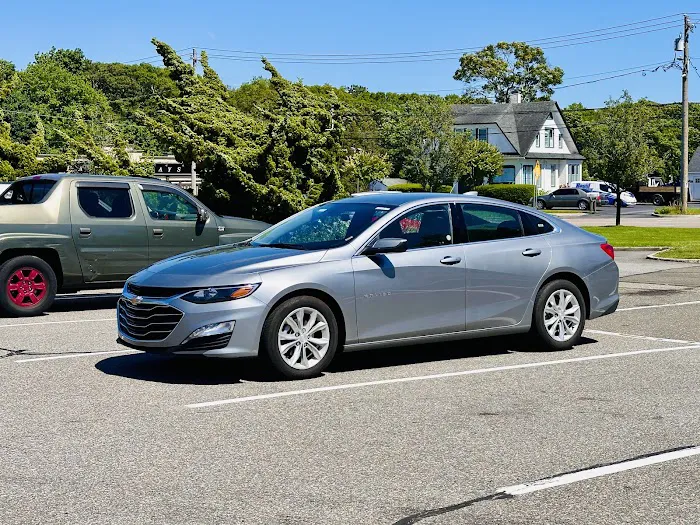 Avis Car Rental Picture 3