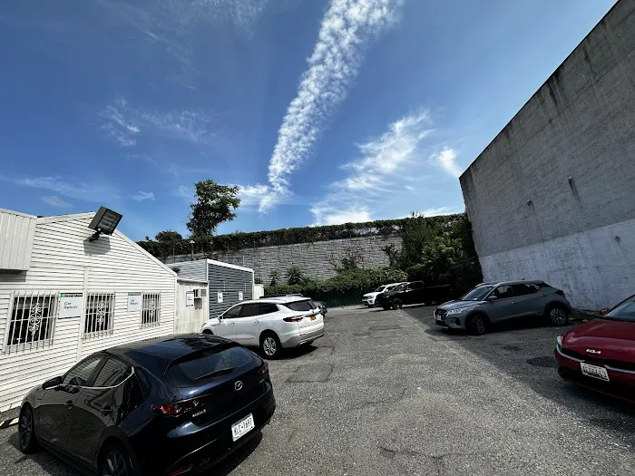Enterprise Rent-A-Car Picture 3