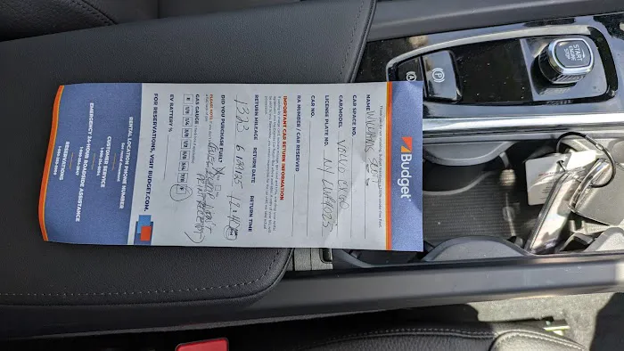 Budget Car Rental Picture 1