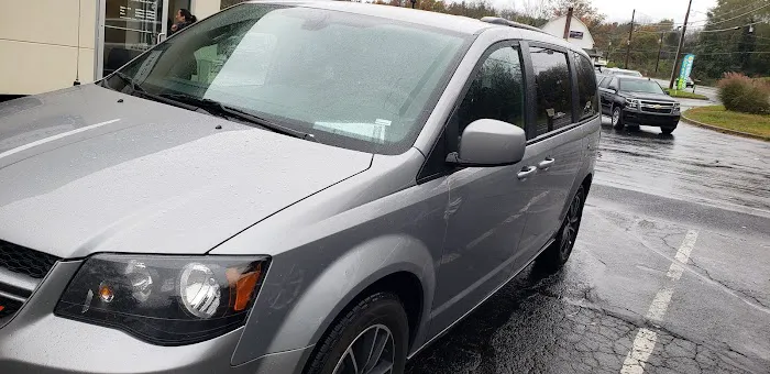 Enterprise Rent-A-Car Picture 3