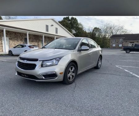 Deluxe Car Rental LLC