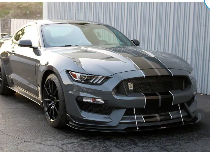 E-Z Car & Truck Rental Picture 2