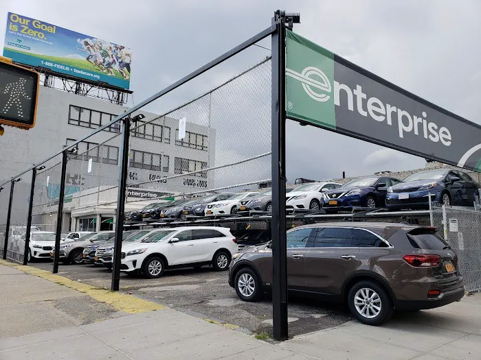 Enterprise Rent-A-Car Picture 4