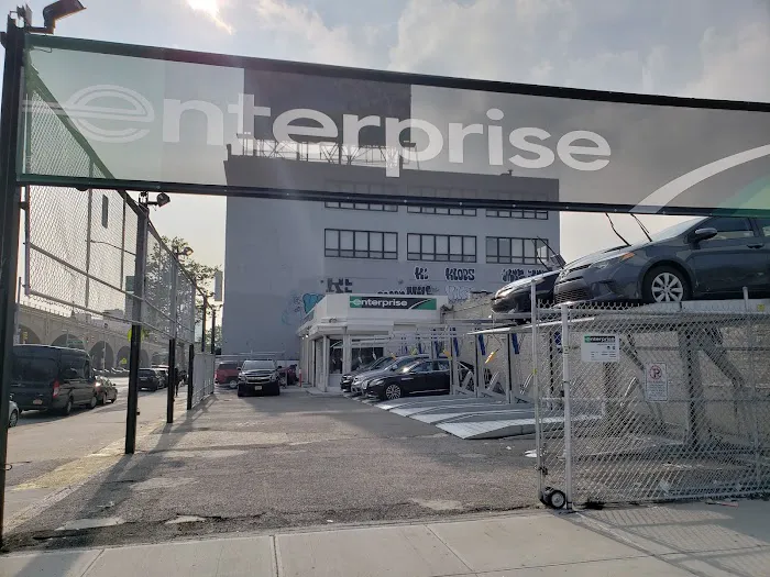 Enterprise Rent-A-Car Picture 9