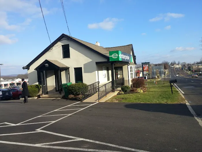 Enterprise Rent-A-Car Picture 6