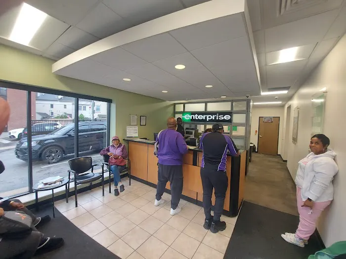 Enterprise Rent-A-Car Picture 9