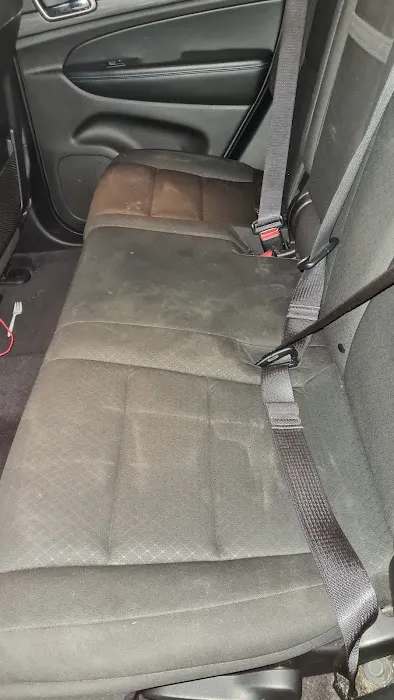 Avis Car Rental Picture 3