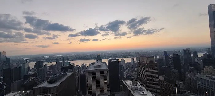 Hertz Car Rental - New York - West 55th Street Picture 5