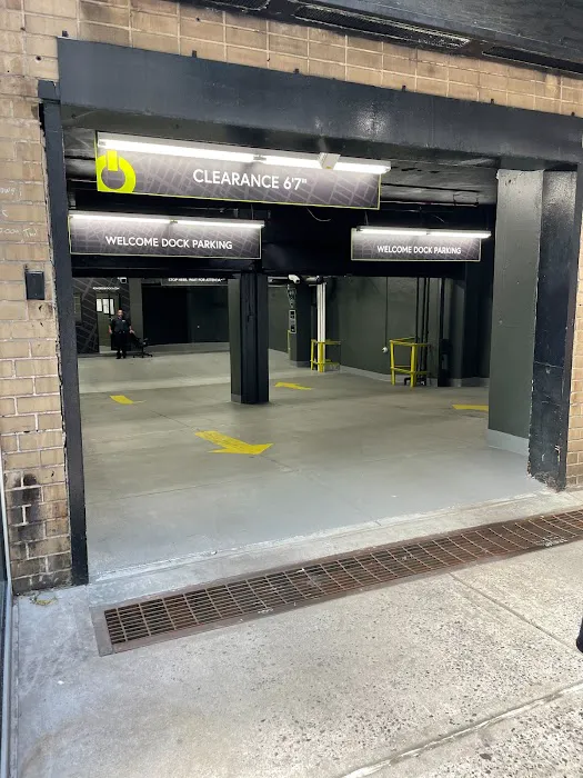 UFODRIVE: 24/7 Car Rental - New York, Midtown East Picture 2
