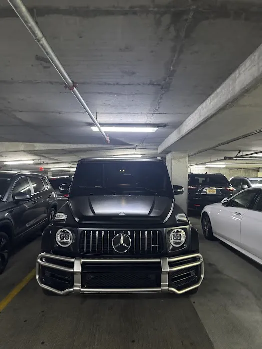 AAXOTICS PREMIUM CAR RENTALS Picture 9
