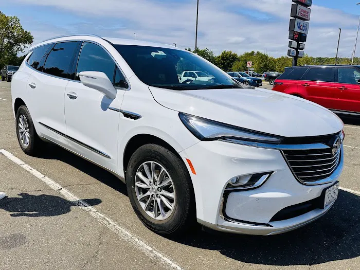 Avis Car Rental Picture 9