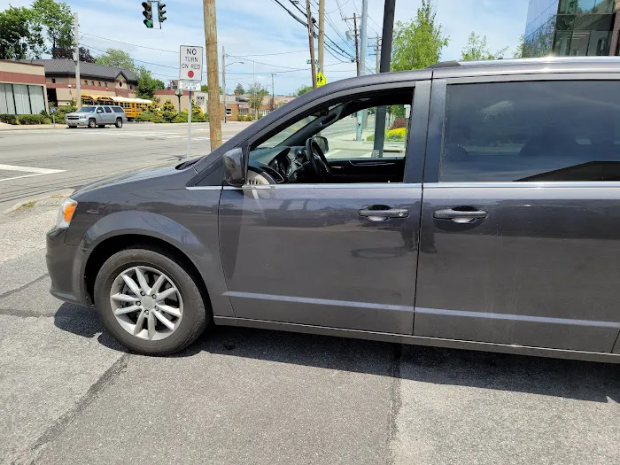 Enterprise Rent-A-Car Picture 4