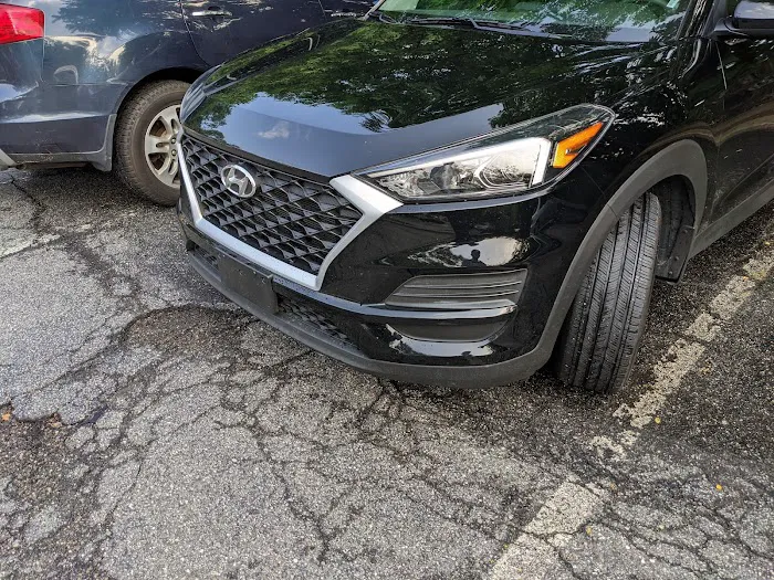 Avis Car Rental Picture 6