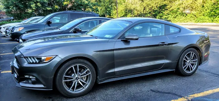 Budget Car Rental Picture 2