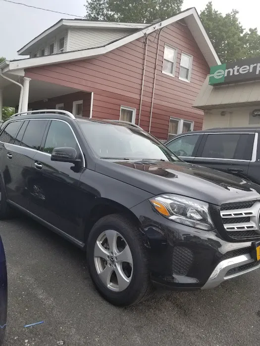 Enterprise Rent-A-Car Picture 8