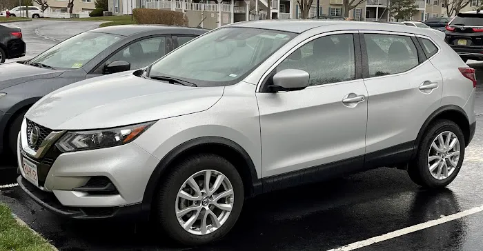 Enterprise Rent-A-Car Picture 1