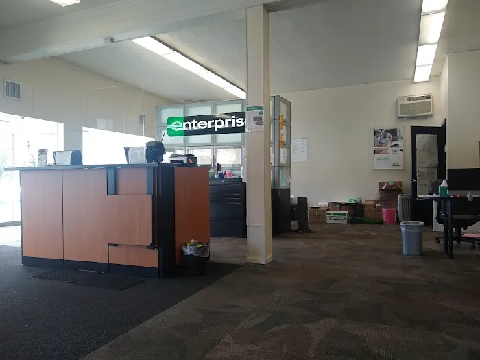 Enterprise Rent-A-Car Picture 1