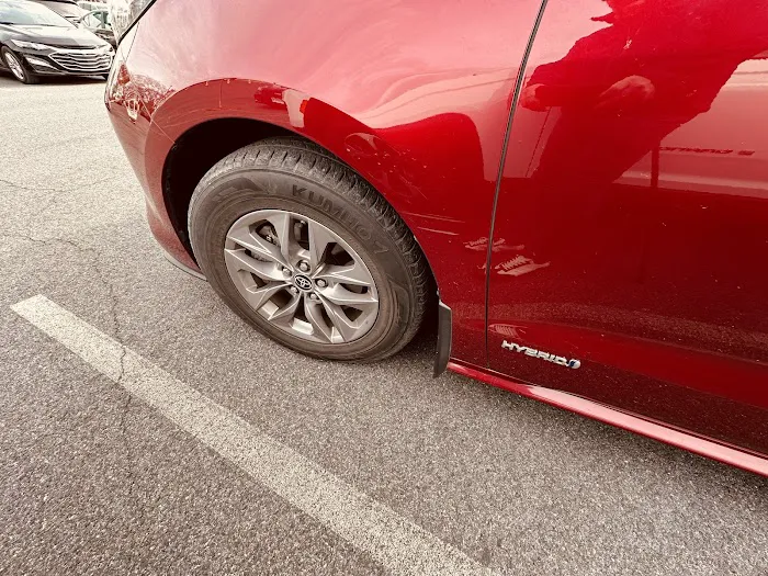 Budget Car Rental Picture 2