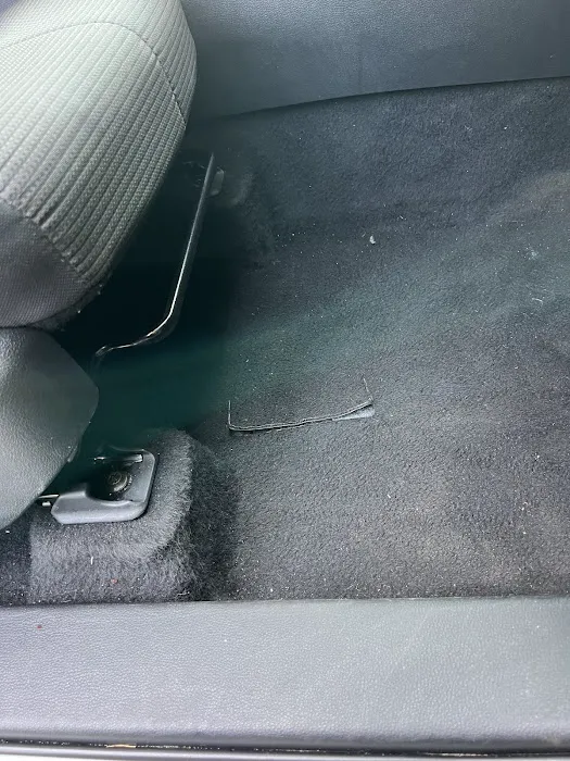 Avis Car Rental Picture 6