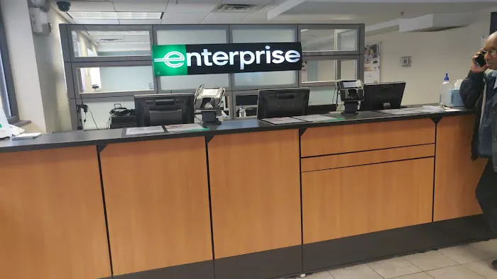 Enterprise Rent-A-Car Picture 5