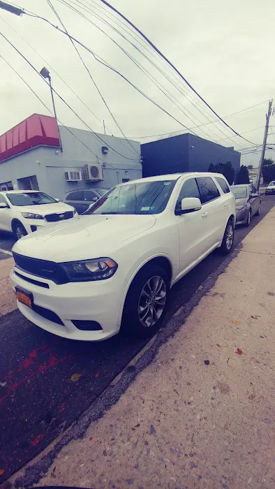 Avis Car Rental Picture 1