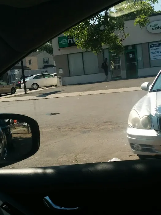 Enterprise Rent-A-Car Picture 1