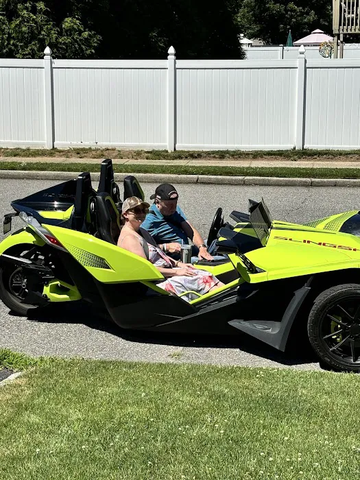 Strong Island Slingshot Rentals Picture 6