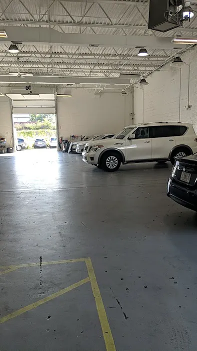 Hertz Car Rental - Hicksville - West John Street Picture 5