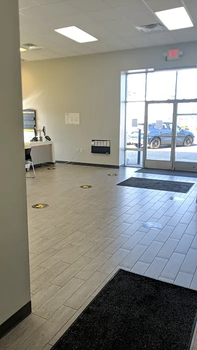 Hertz Car Rental - Hicksville - West John Street Picture 7