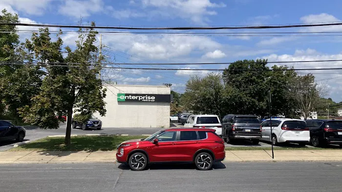 Enterprise Rent-A-Car Picture 1