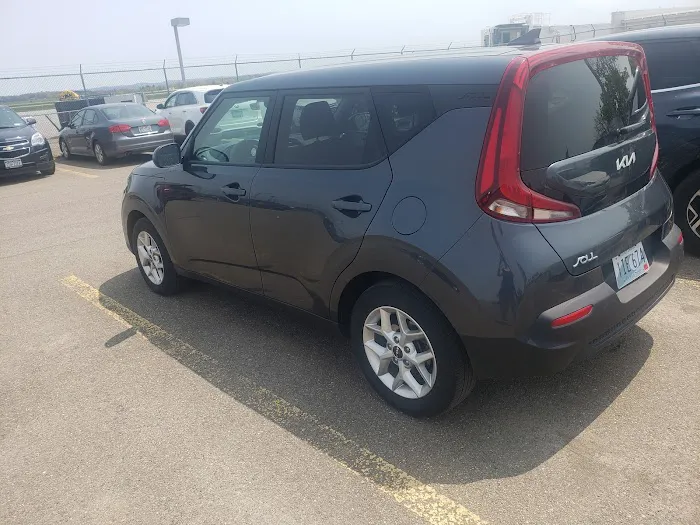 Avis Car Rental Picture 6
