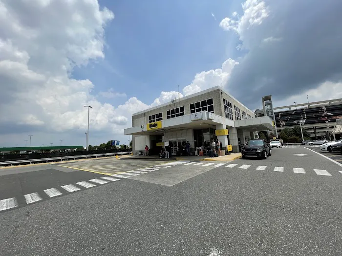 Hertz Car Rental - Philadelphia - Philadelphia International Airport (PHL) Picture 2